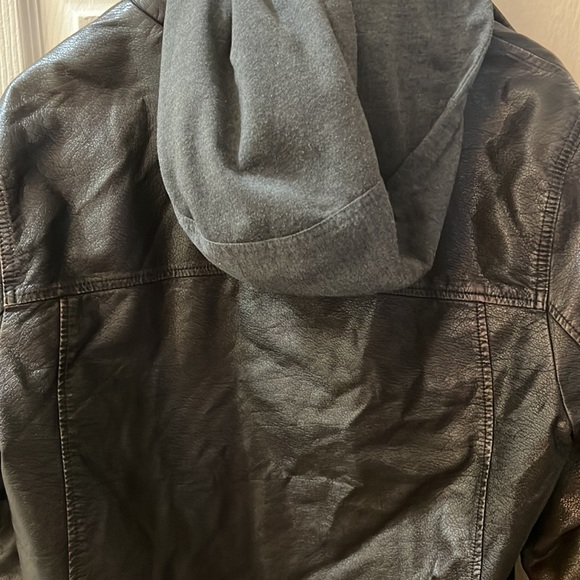 Levi leather jacket hoodie with wool inside - Picture 6 of 6